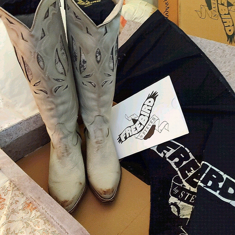 Free bird cowboy boots